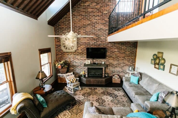 Whispering Oaks Ranch — , 