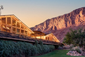 Red Cliffs Lodge