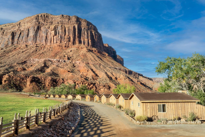 Red Cliffs Lodge — , 