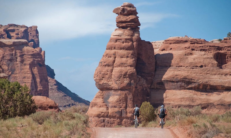 Mountain Biking the Gemini Bridges Trail