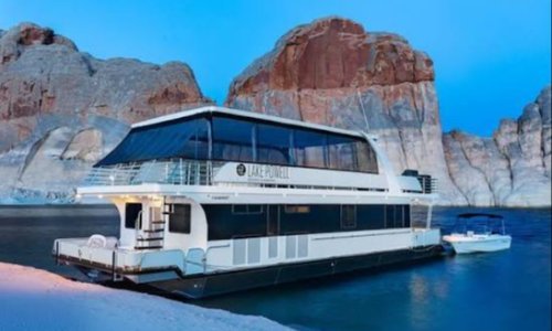 Houseboat Ownership